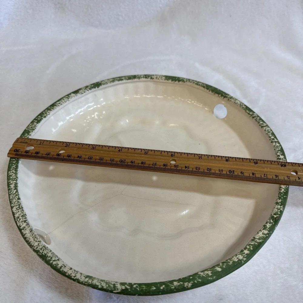 The Unbranded Brand vintage ceramic